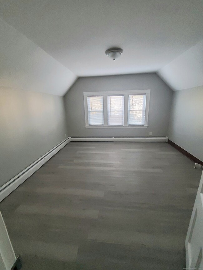 Photo - 432 Dixwell Ave Unit 3rd Floor