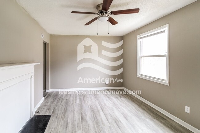 Photo - 3275 Mary Dr