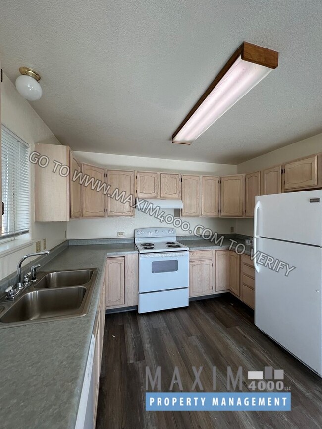 Photo - 2441 Bunting Ave Unit 2