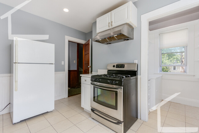 Photo - 17 Champney St Unidad 2 Rental