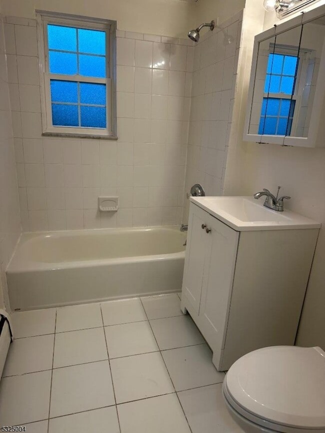 Photo - 320 South St Unidad E