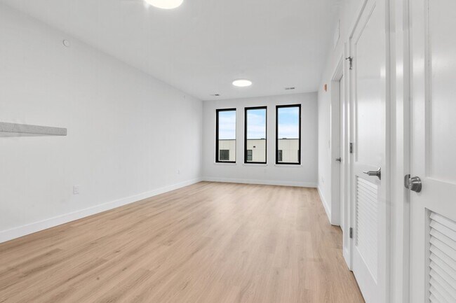 Photo - 407 Highland Ave