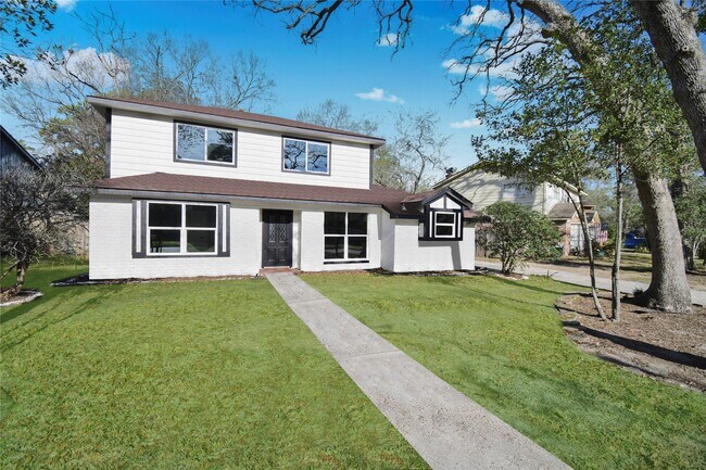 Photo - 2035 Round Spring Dr