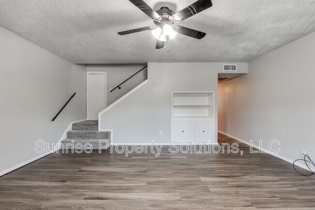 Photo - 6708 N Meridian Ave Unit J