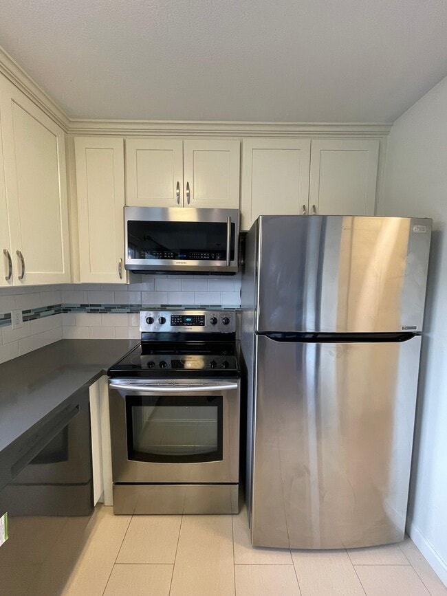 Photo - 34591 Bluestone Common