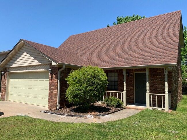 Building Photo - Freyaldenhoven Properties Rental