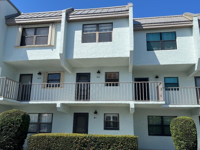 Building Photo - 1300 Seaway Dr Rental
