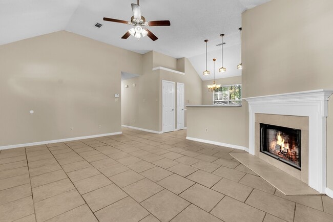 Photo - 5383 Twin Valley Ln