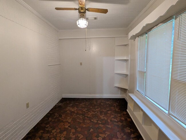 Photo - 904 Rosedale Ave