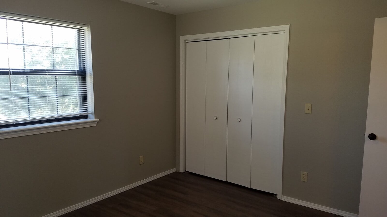 Photo - Oak Knoll Unidad OK 1101-10