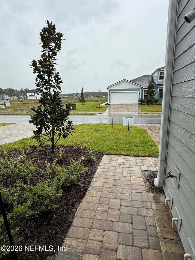 Photo - 403 Woods Ln