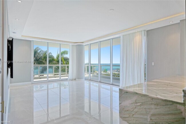 Photo - 2 br, 2 bath Condo - 4201 Collins Ave Apt 401 Unit Apt 401