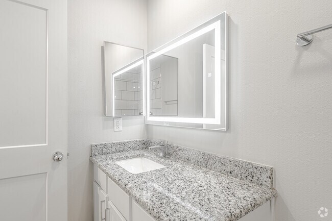 2BR, 1BA - 836SF