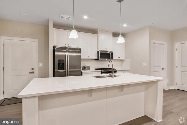 Building Photo - 21460 Mount Sterling Ter Unit 103 Rental
