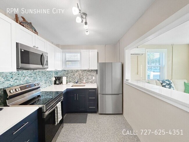 Photo - 14135 Palm St Unit 1