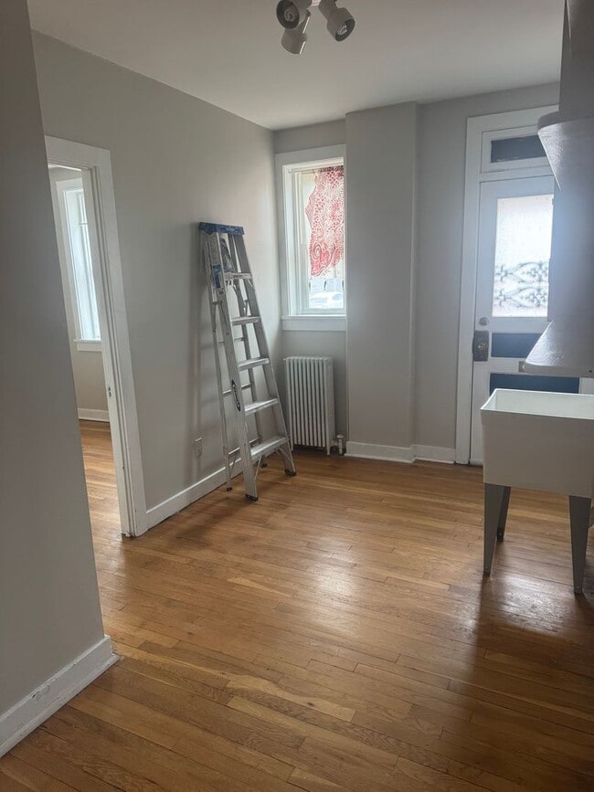 Photo - 201 Moore Ave