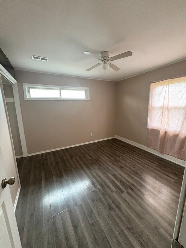 Photo - 3453 165th St