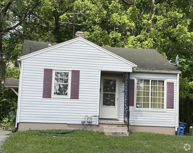 Building Photo - 2 Bedroom Home in Dayton