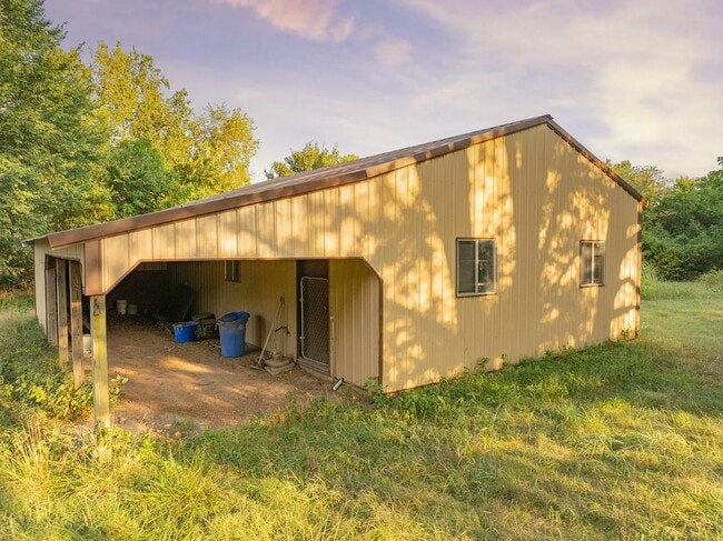 Photo - 8430 N Oaklawn Dr