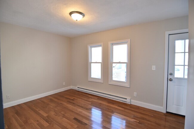 Photo - 66 Central St Unit 1