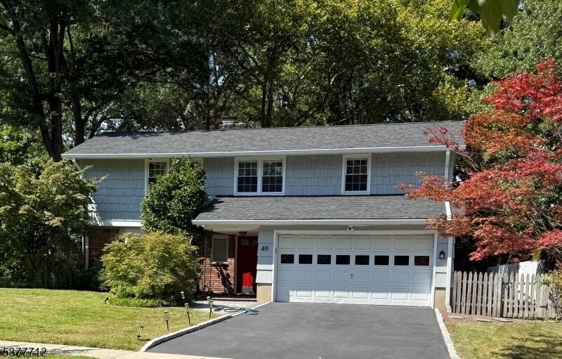 Photo - 49 Canoe Brook Pkwy House