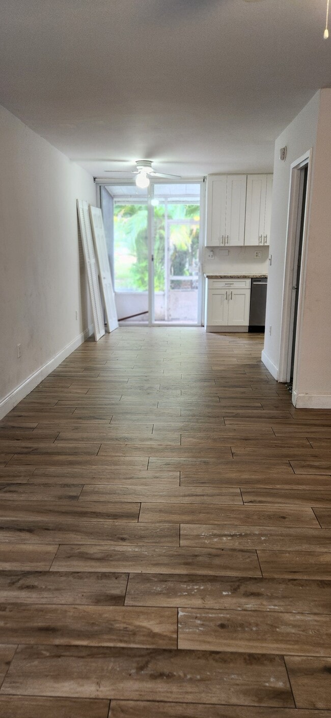 Photo - 5979 SW 69th St