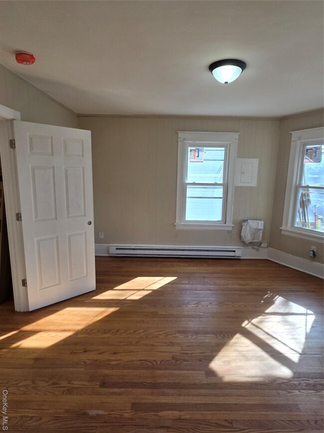 Photo - 25 Roosevelt Ave Unidad 2