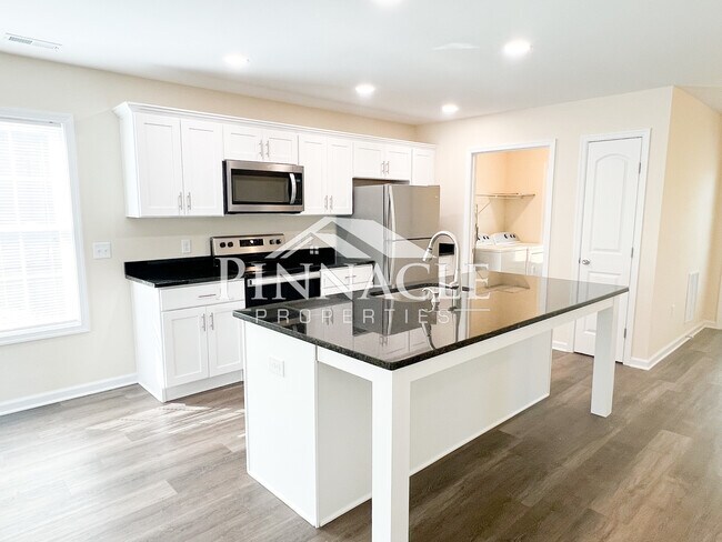 2325 Tazewell Ave Unit B