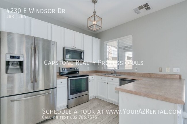 Photo - 4230 E Windsor Dr