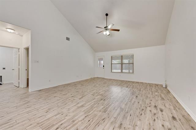 Photo - 1816 Castle Creek Dr