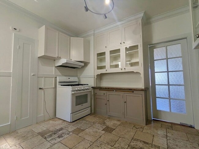 Photo - 1125 Dolores St Unit 2