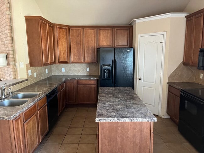 Photo - 3601 Pontiac Ave