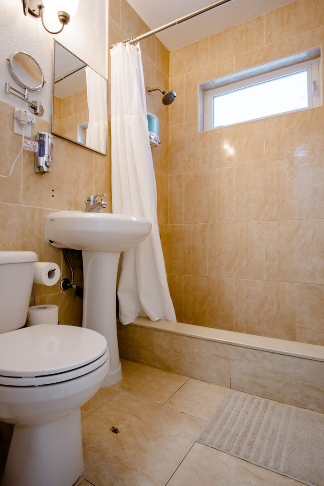 Photo - 2160 NW 18th Ter