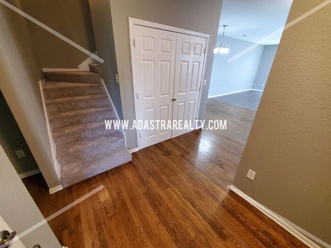 Photo - Spacious Townhome in Piper School District...