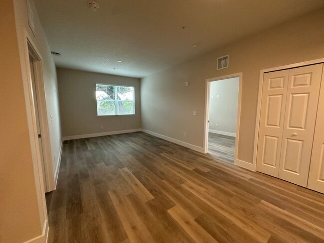 4424 S Texas Ave Unit SM 1-203