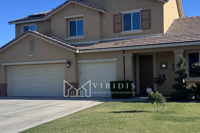 Building Photo - 15810 Quintero Pl