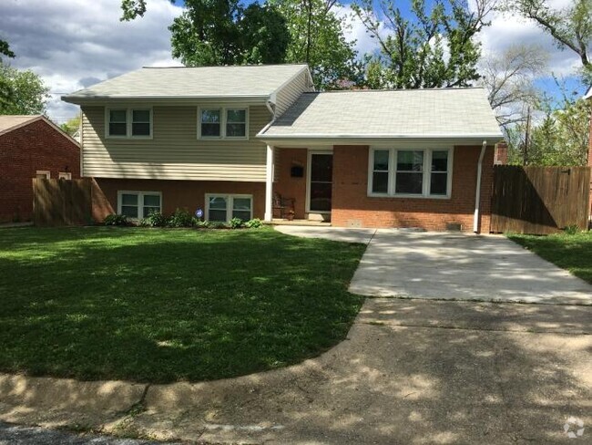 Building Photo - 2115 Ellis St Rental