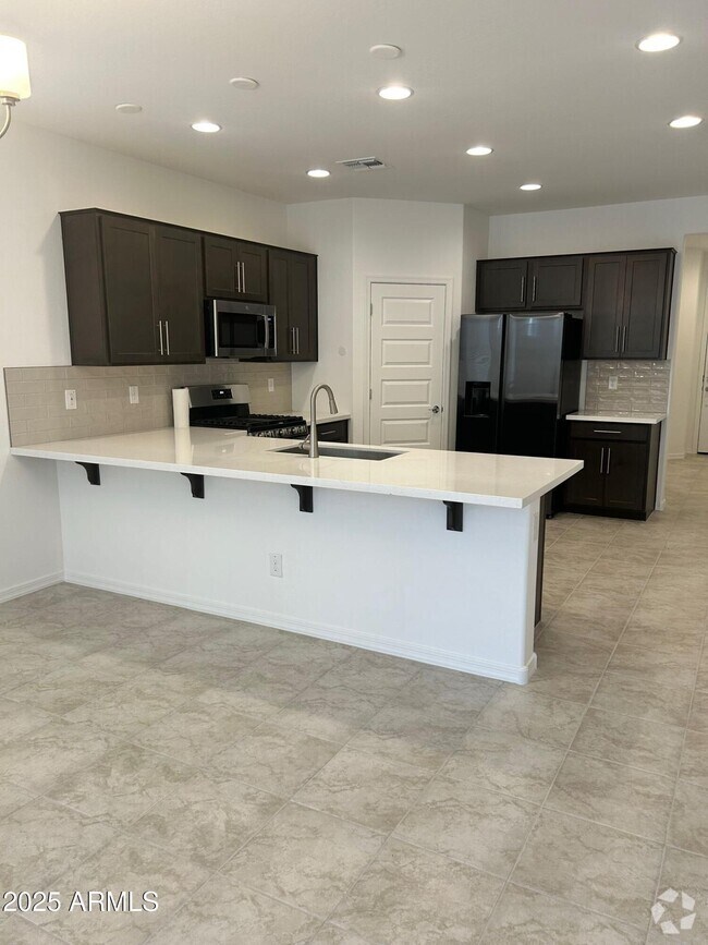 Building Photo - 8809 W Windsor Blvd Rental
