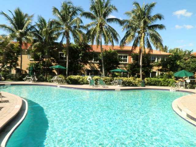 Building Photo - 4965 Leeward Ln