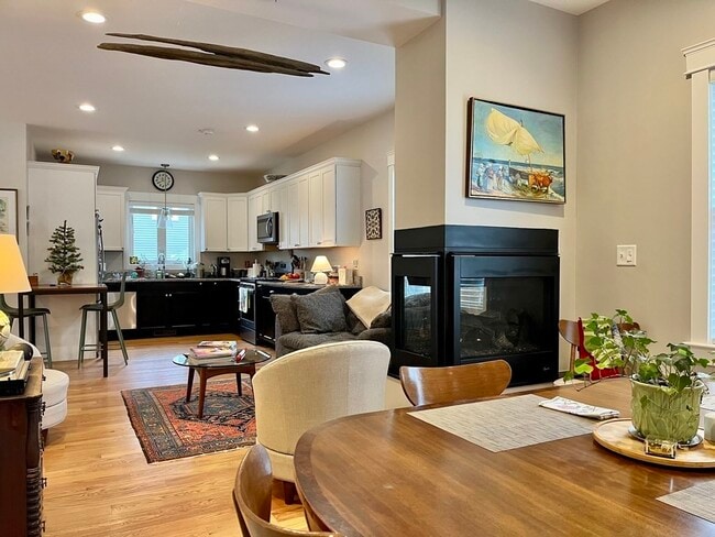 Photo - 9 Sherman St