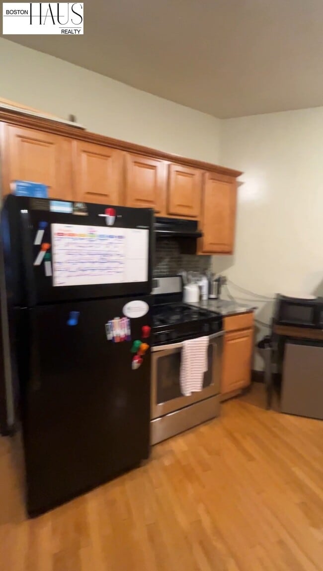 Photo - 185 Park St Unit 5