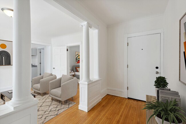 Photo - 1811 E 28th St Unit 1