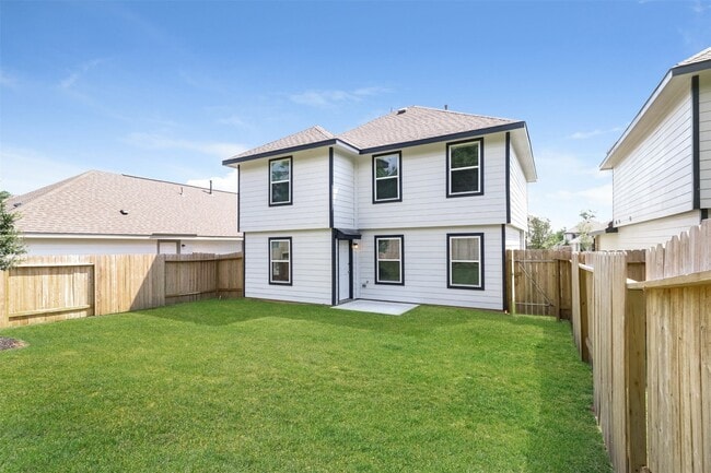 Photo - 1128 Copal Trl