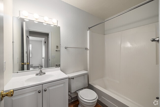 2 Bedroom - Bathroom