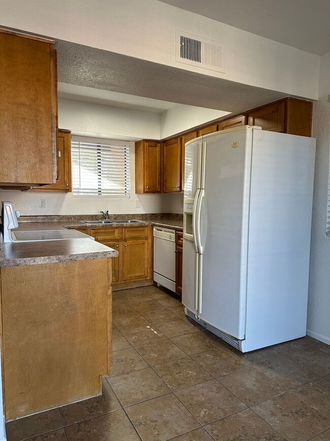 Photo - Lindsey and McKellips: 2bed, 1 bath unit, second floor Unit 1