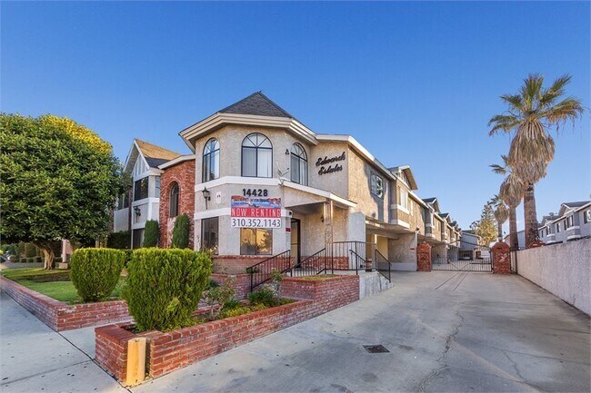 Photo - 14428 Cerise Avenue