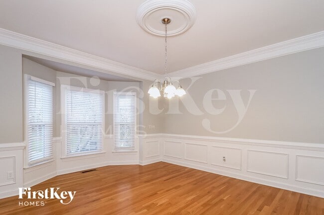 Photo - 171 Scottsdale Dr