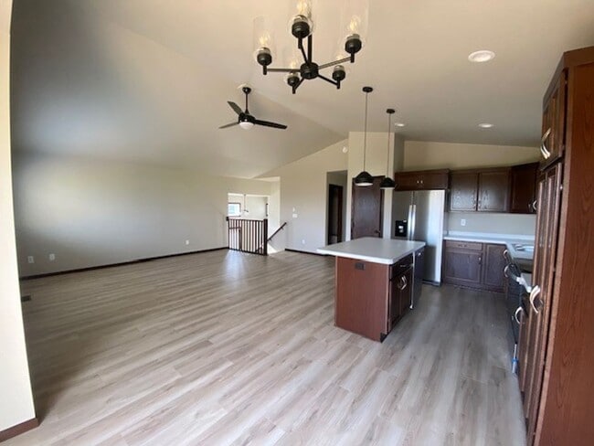 Photo - 6437 83rd Ave S