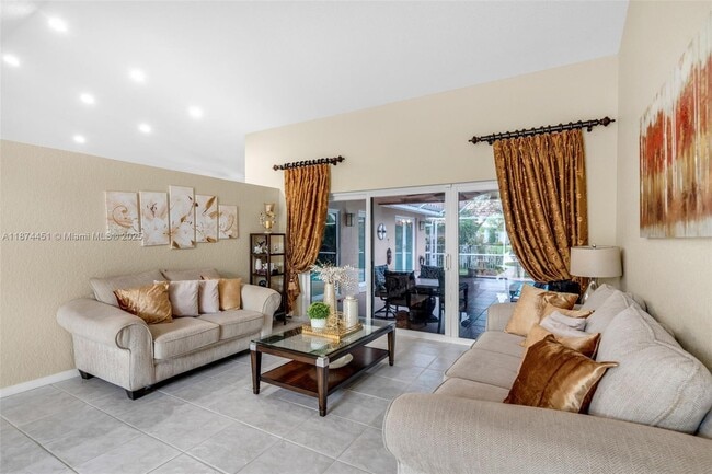 Photo - 1708 NW 126th Dr