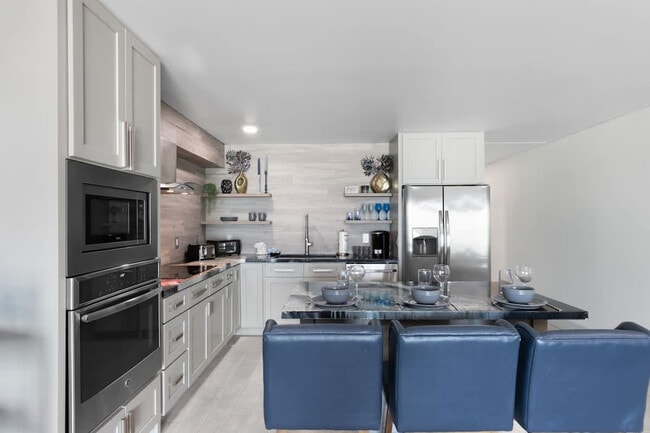 Photo - 8743 Thomas Dr Unidad ID1354893P